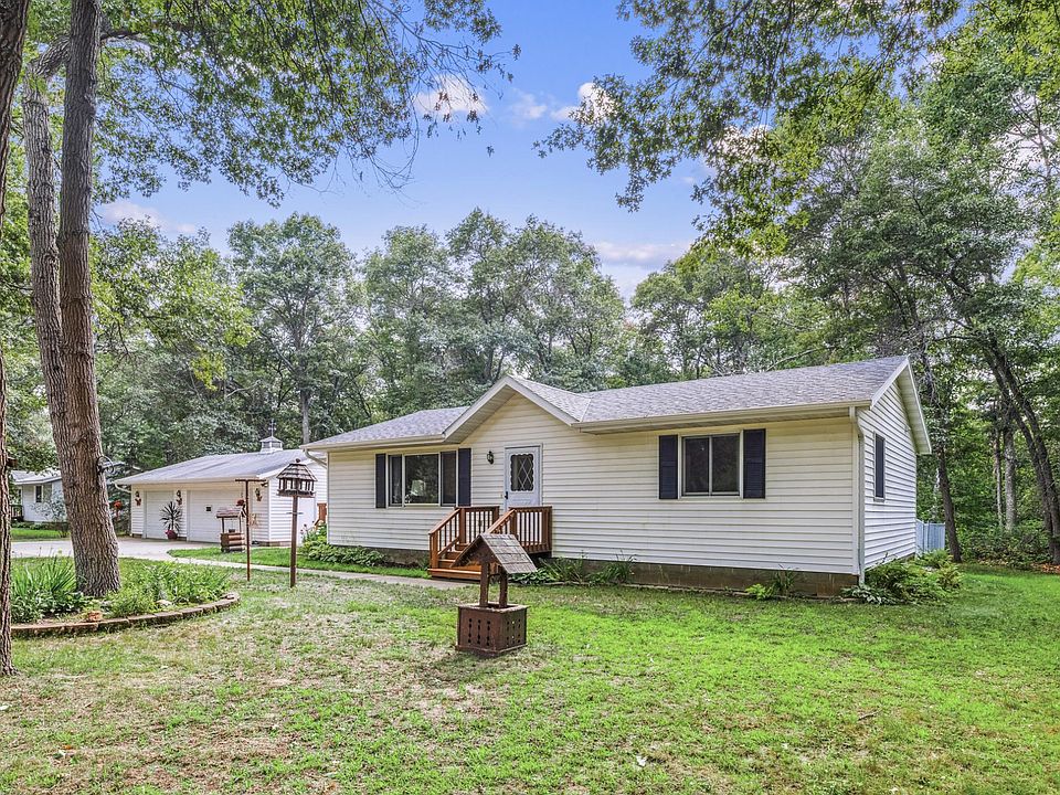 1st image of 15959 Blue Heron Dr