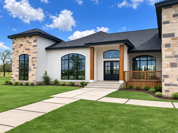 125 Hidden Hills, Floresville, TX 78114