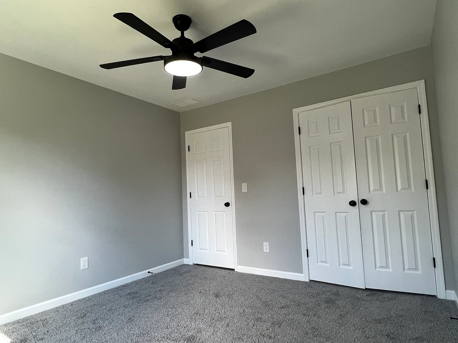 5 bed, $750 — Photo 2