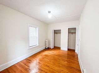 1619 Lagoon Ave, Minneapolis, MN 55408