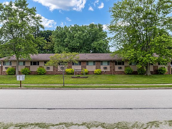 2nd image of 1645 Highland Dr #11331847