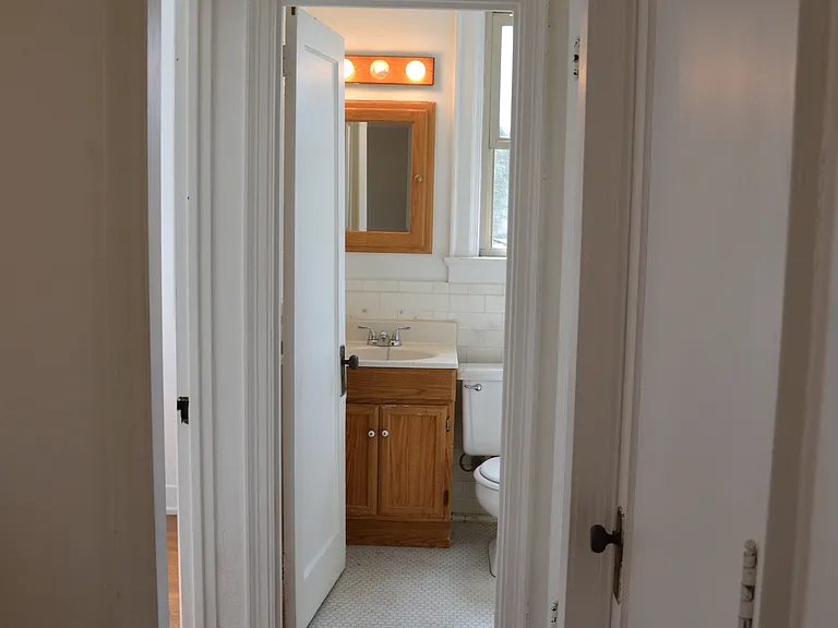 29 W Daniels Street — Photo 7