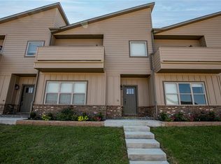 2624 N Ward Dr, Fayetteville, AR 72704