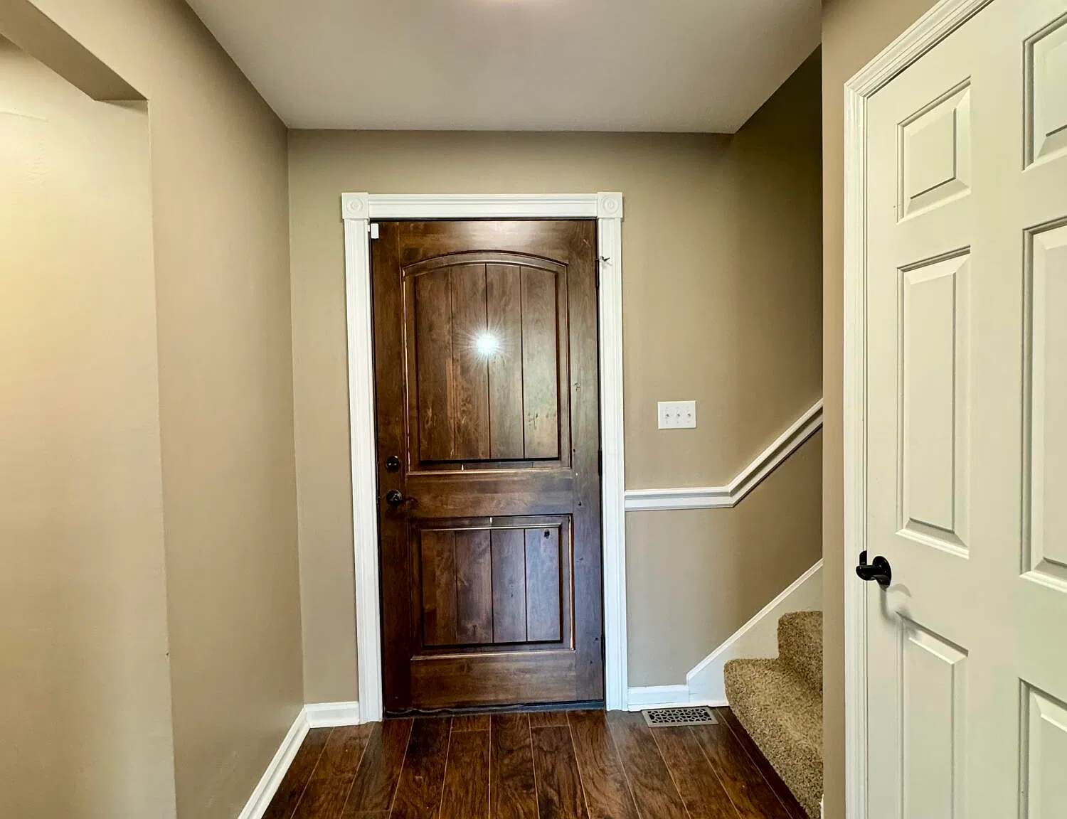 3 bed, 2.5 bath, 1692 sqft, $2,500 — Photo 4