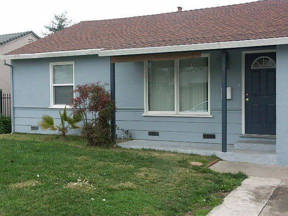 2nd image of 2531 Phyllis Ave