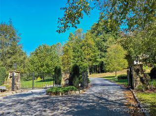 630 Somersby Pkwy #1, Hendersonville, NC 28739