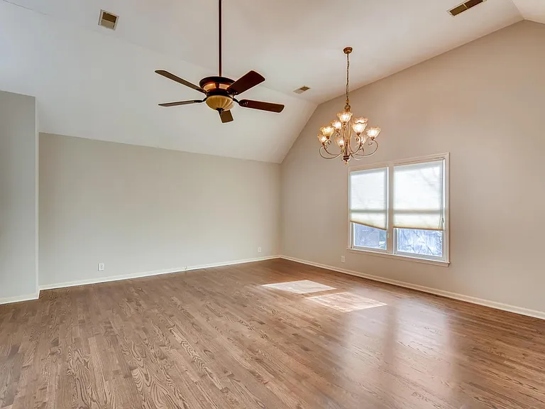8449 Indian Hills Dr — Photo 19