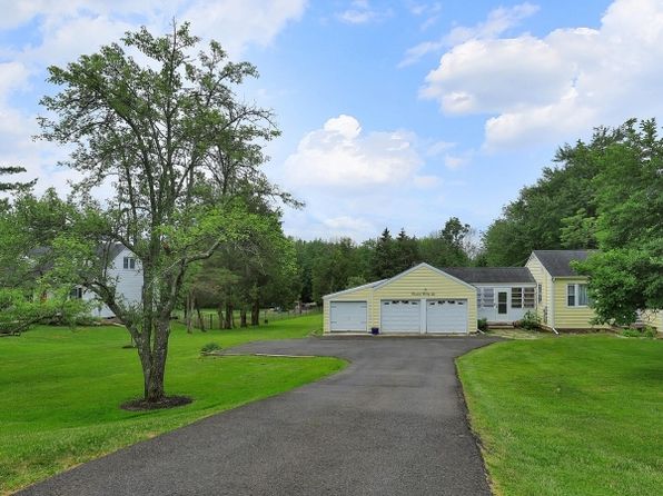 1496 Washington Valley Rd