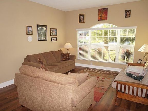 4th image of 11237 77th St E