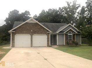 597 Kyles Cir, Hiram, GA