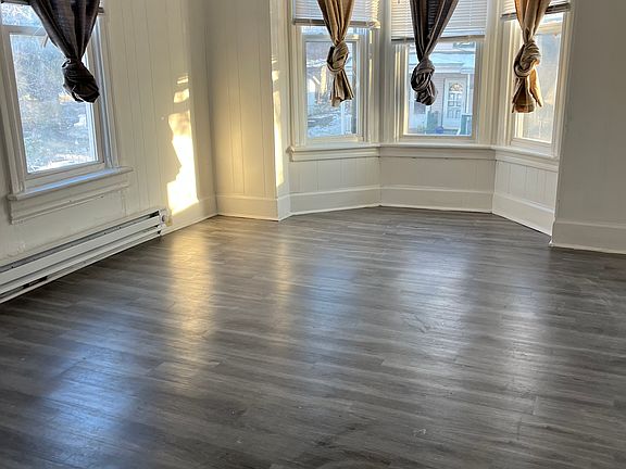 2nd image of 1912 Briggs St APT 2
