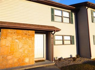 204 Fairway Dr, Hurricane, WV 25526