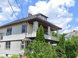 11 Lennon St, Providence, RI 02908