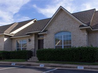 109 Fraternity Row, College Station, TX 77845
