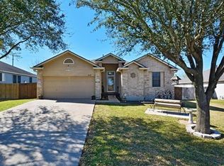 117 Little Lake Rd, Hutto, TX 78634