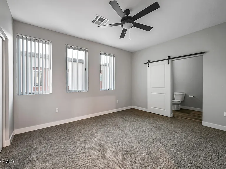 1023 W 5th St #1025 — Photo 19