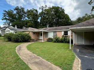 1006 E Easy Ave, Crockett, TX