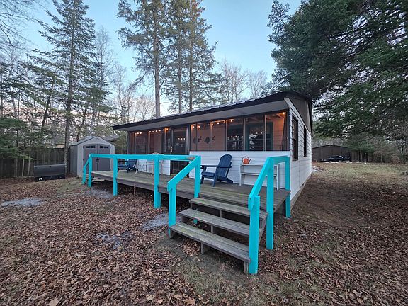 2nd image of 29894 Laplant Rd