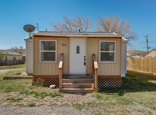 708 W State St, Rawlins, WY 82301