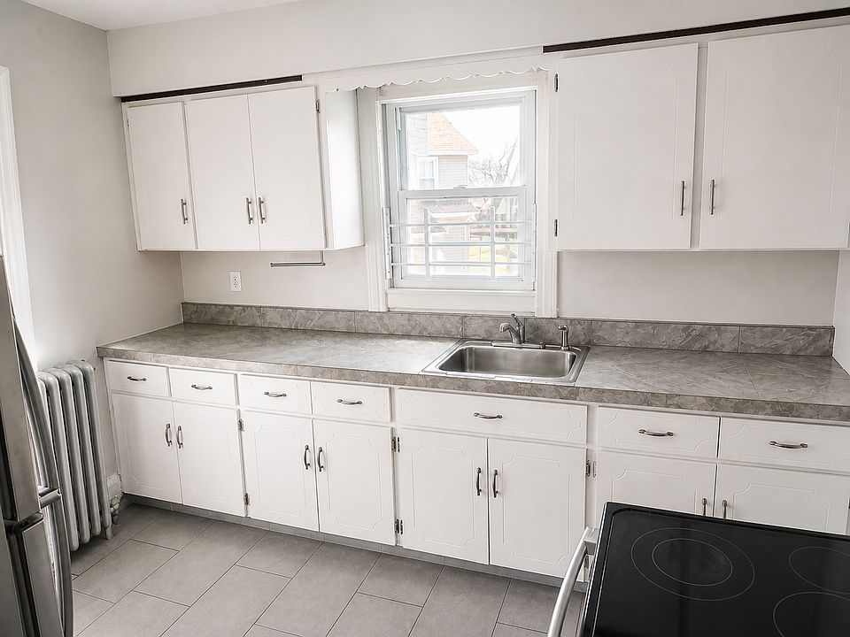 1st image of 139-26 182nd St #1