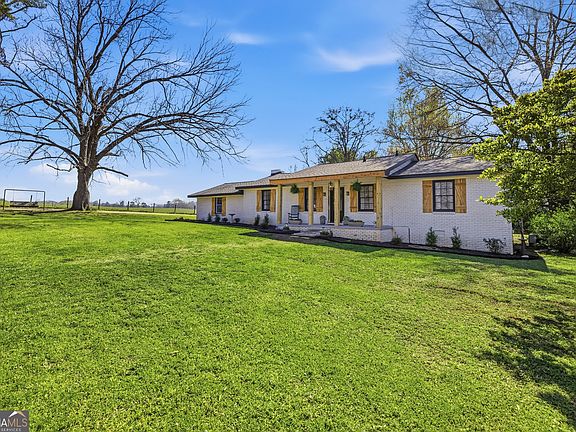 3rd image of 1000 Amber Stapp Studdard Rd