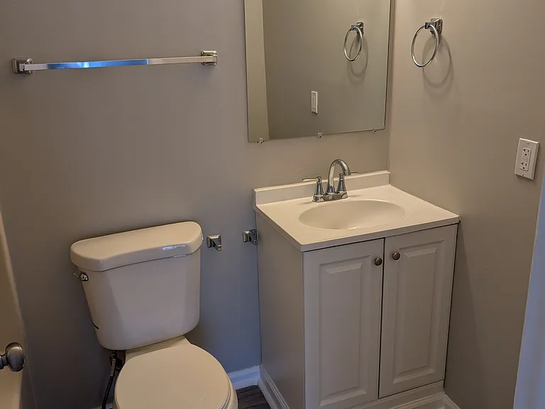 1939 Darnell Dr — Photo 16
