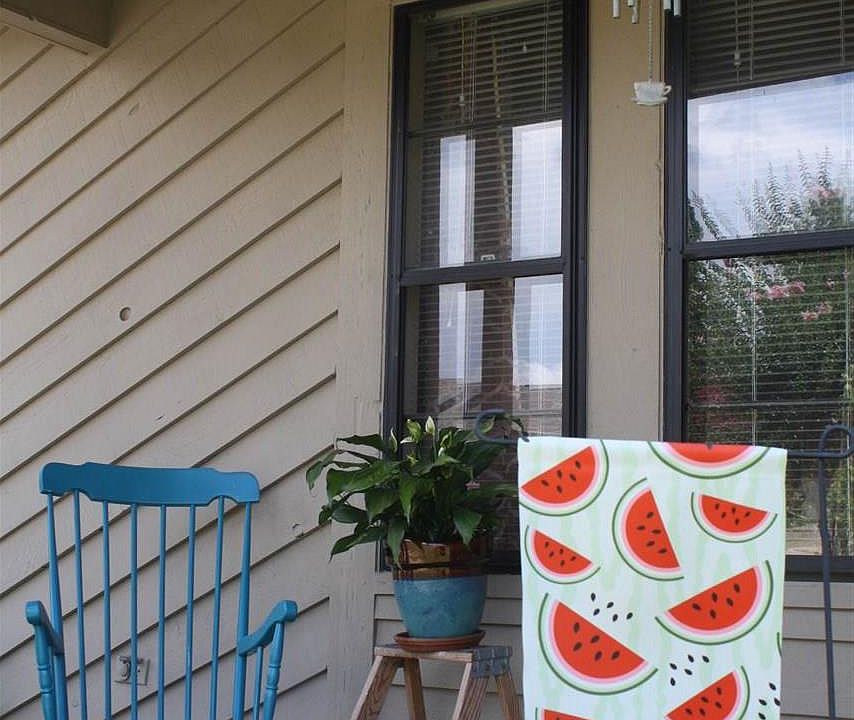 1st image of 4609 Centerpointe Dr