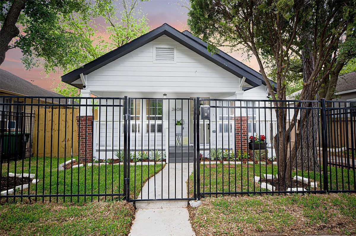 Building Photo - 3608 McIlhenny St
