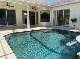 1660 Oak Park Ct, Tarpon Springs, FL 34689