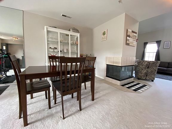 3rd image of 2851 Biddle Ave #47