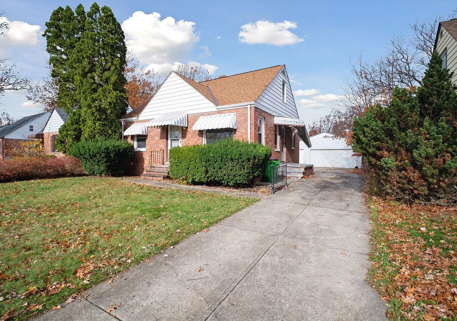 25301 Marsdon Ave — Photo 2