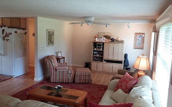3rd image of 5050 NW 37th Pl