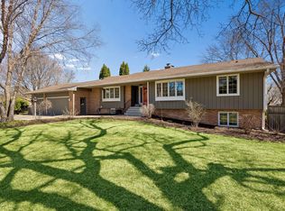7015 Lanham Ln, Edina, MN 55439