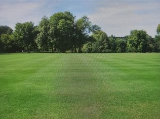 110 E Willow Tree Rd, Spring Valley, NY 10977