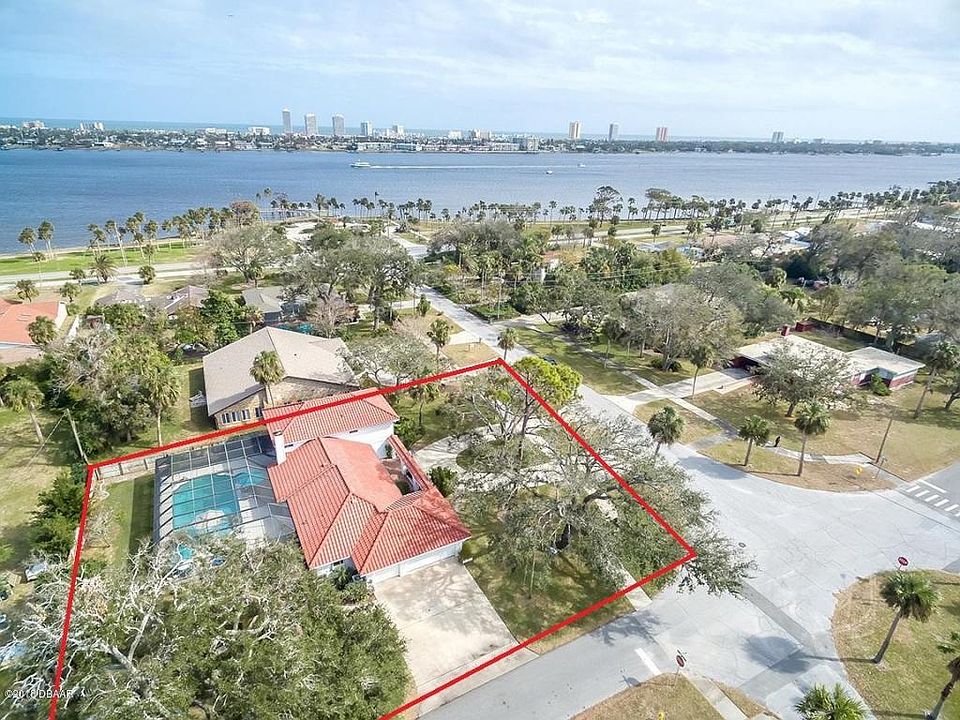 1st image of 38 Plaza Grande Ave