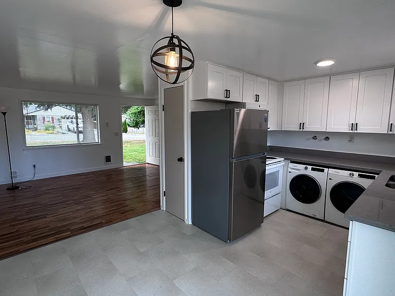 115 Barbara Ln — Photo 6