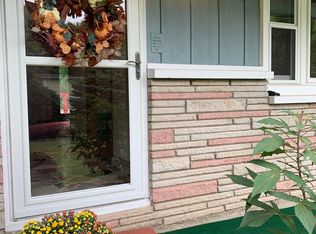 2020 S Oak Grove Ave, Springfield, MO 65804