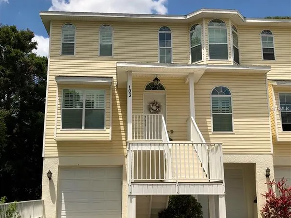 287 Orange St APT 103, Palm Harbor, FL 34683