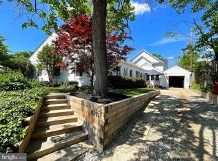 4949 33rd Rd N, Arlington, VA 22207