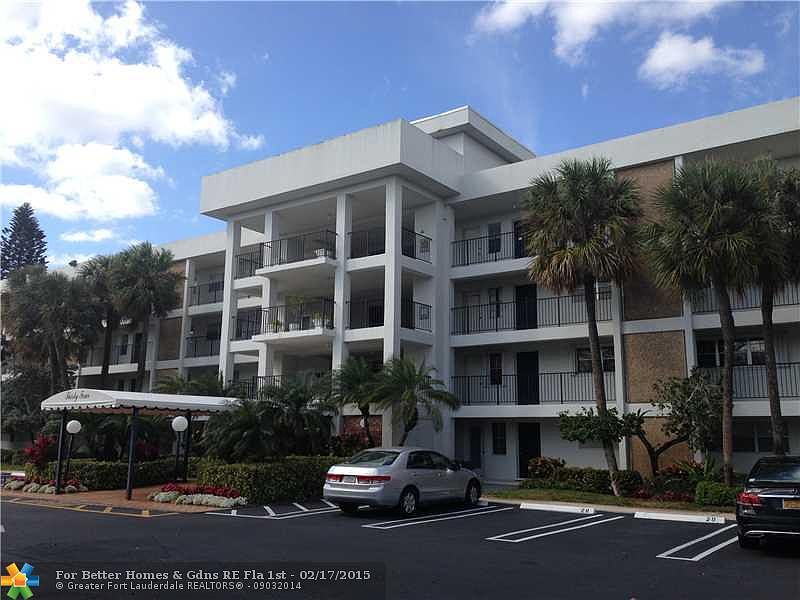 1st image of 3051 S Palm Aire Dr APT 202