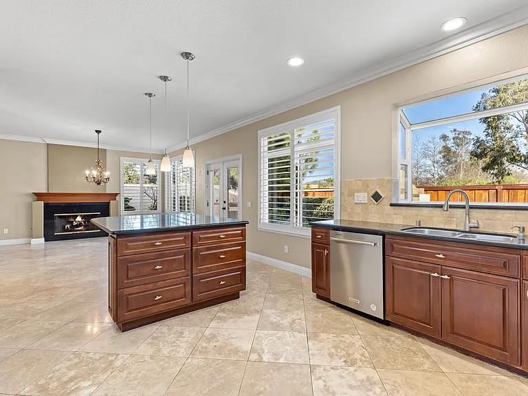 13163 Valewood Rd — Photo 9