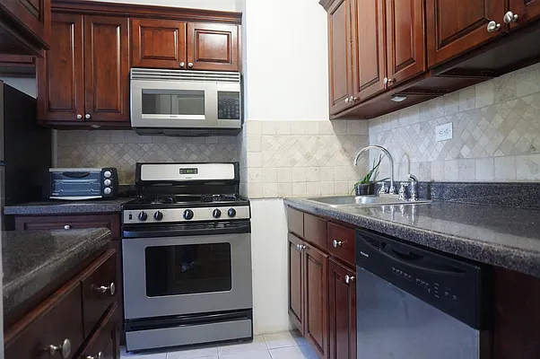 Sold by Benchmark Real Estate Sales LLC | media 25