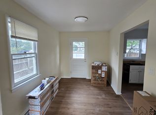 9 Lorena St #A, Norwalk, CT 06855