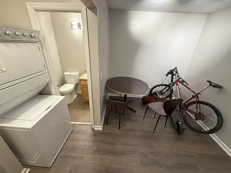 715 W Glenn Ave #60-B — Photo 9