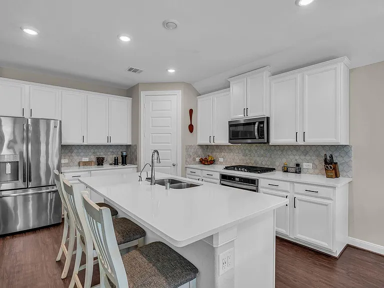 1917 Canyon Live Oak St — Photo 20