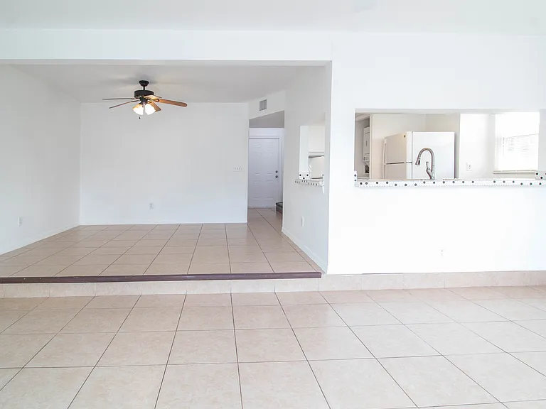 275 Mango Dr #A — Photo 5