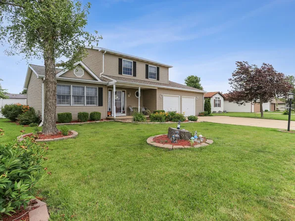 804 E Benham St, Tolono, IL 61880