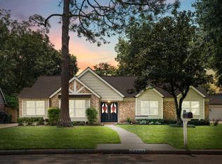 2222 Greyburn Ln, Houston, TX 77080