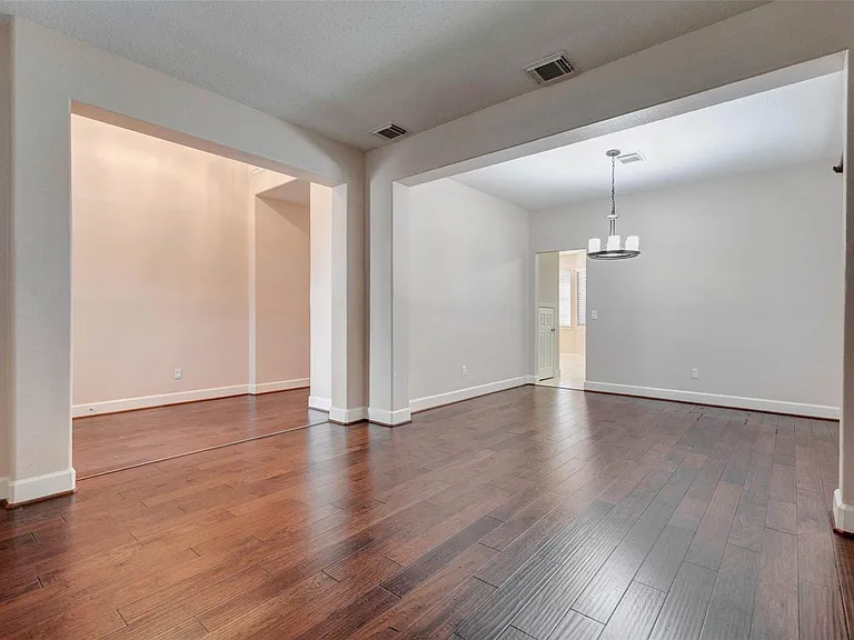 20702 Teasel Ct — Photo 23