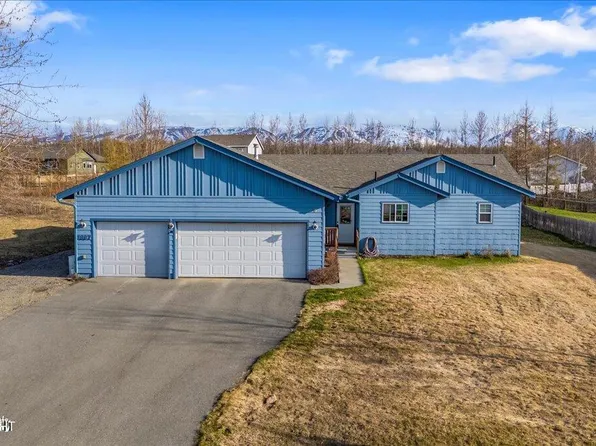 3997 E Citrine Dr, Wasilla, AK 99654